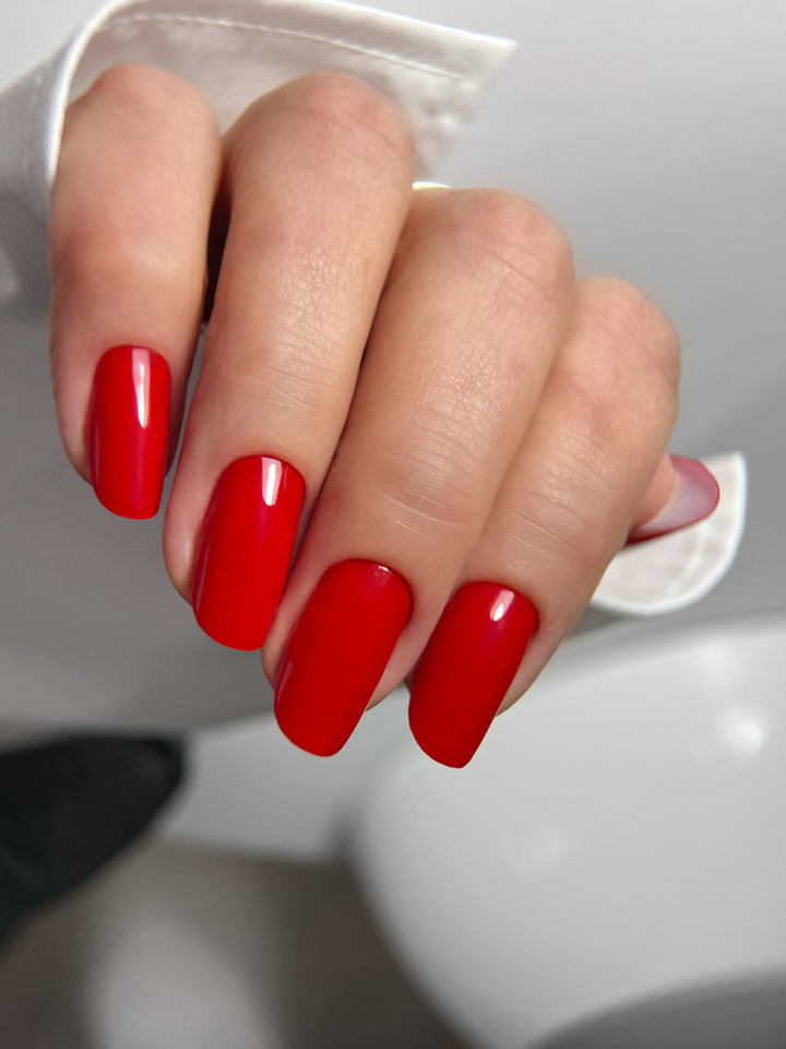 Semi-Permanent Nail Polish Vamp Red 5ml