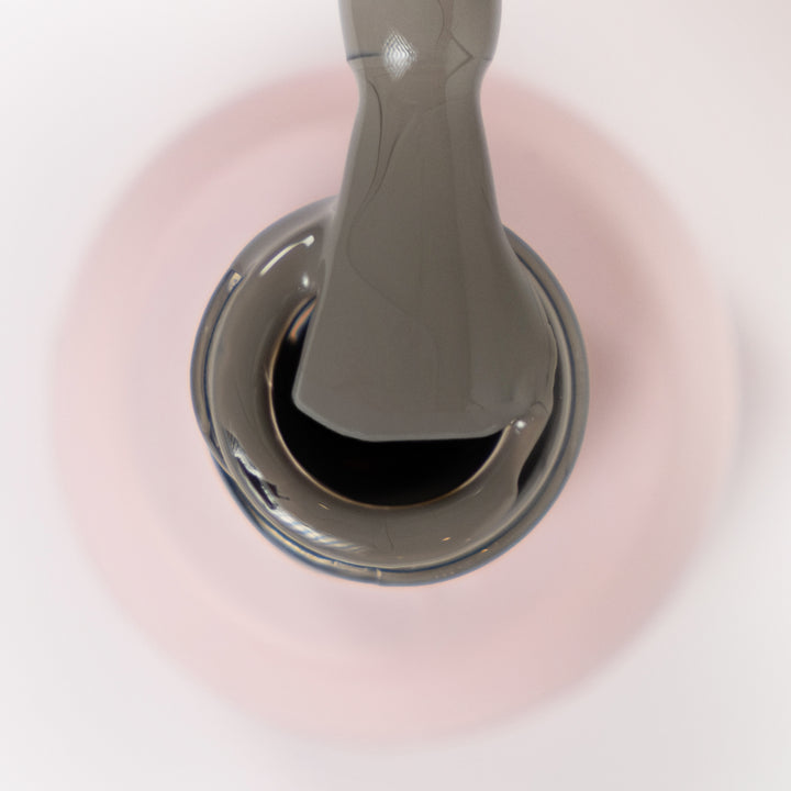 Semi-Permanent Nail Polish Monster Gray, 5ml